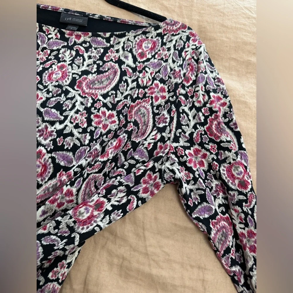 JJill Wearever collection Floral Paisley Long Sleeve knee length shift dress